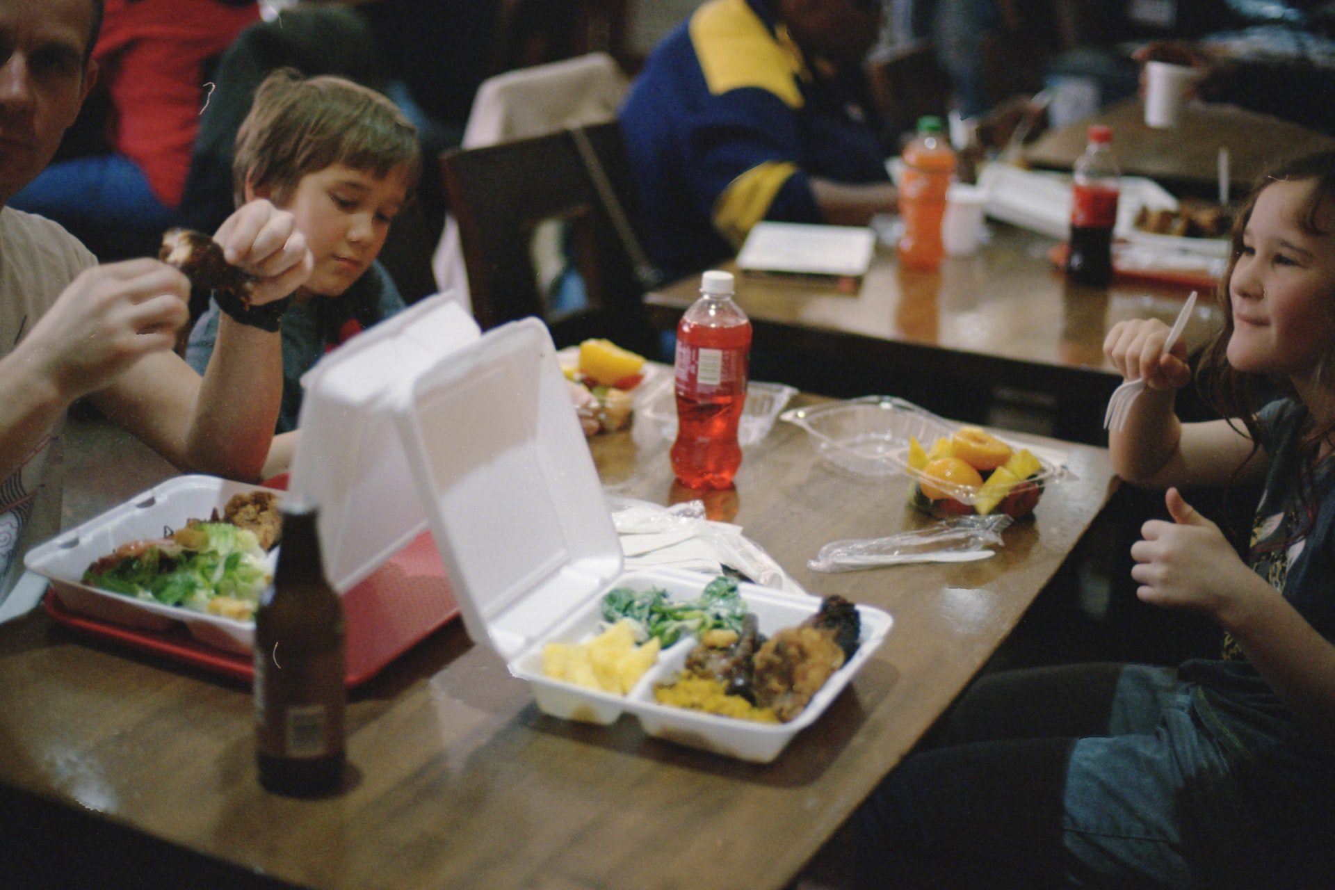 Contaminated food in a cafeteria carrying pinworms